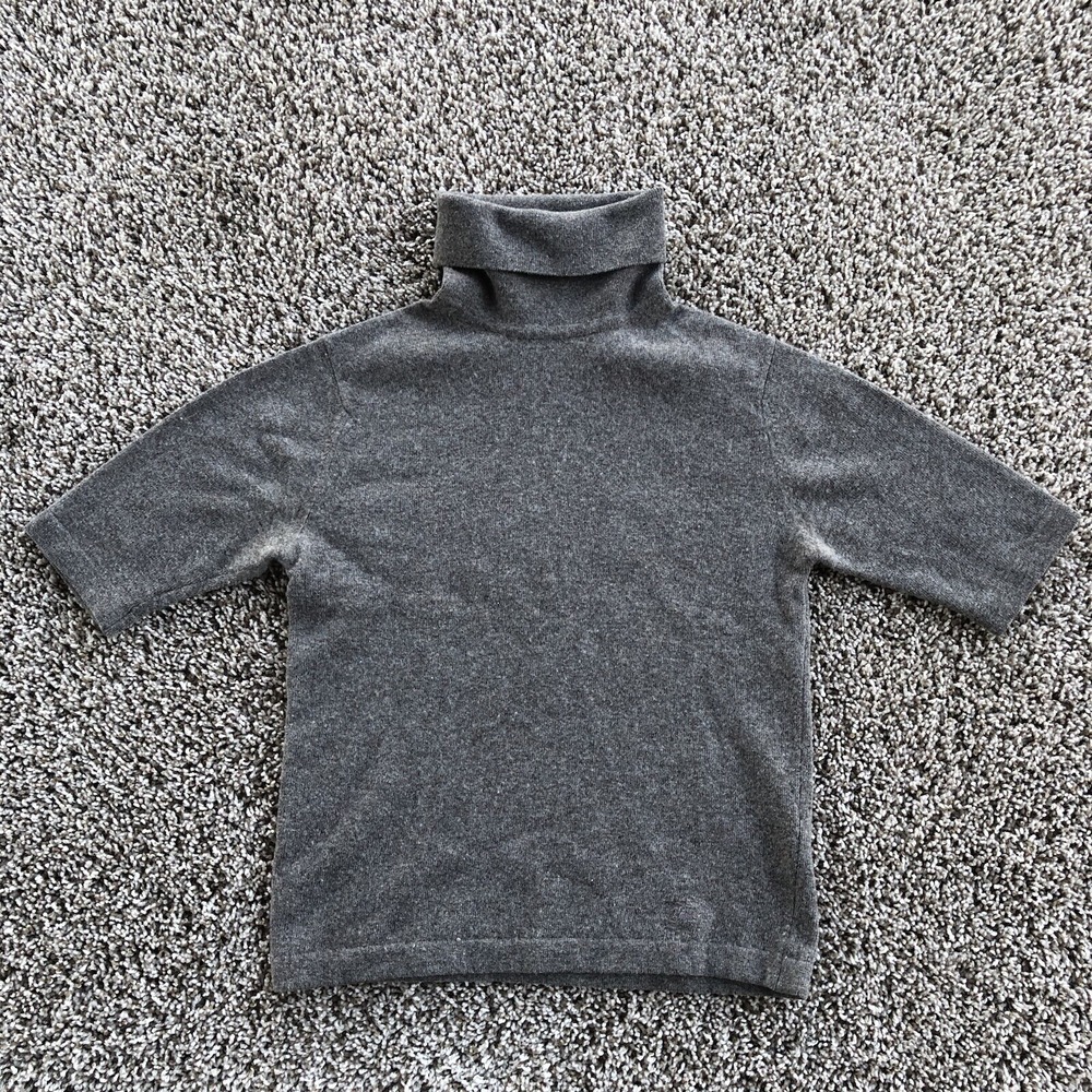 Burberry London Pure New Wool Short Sleeve Sweater Womens XS Gray Turtleneck Top